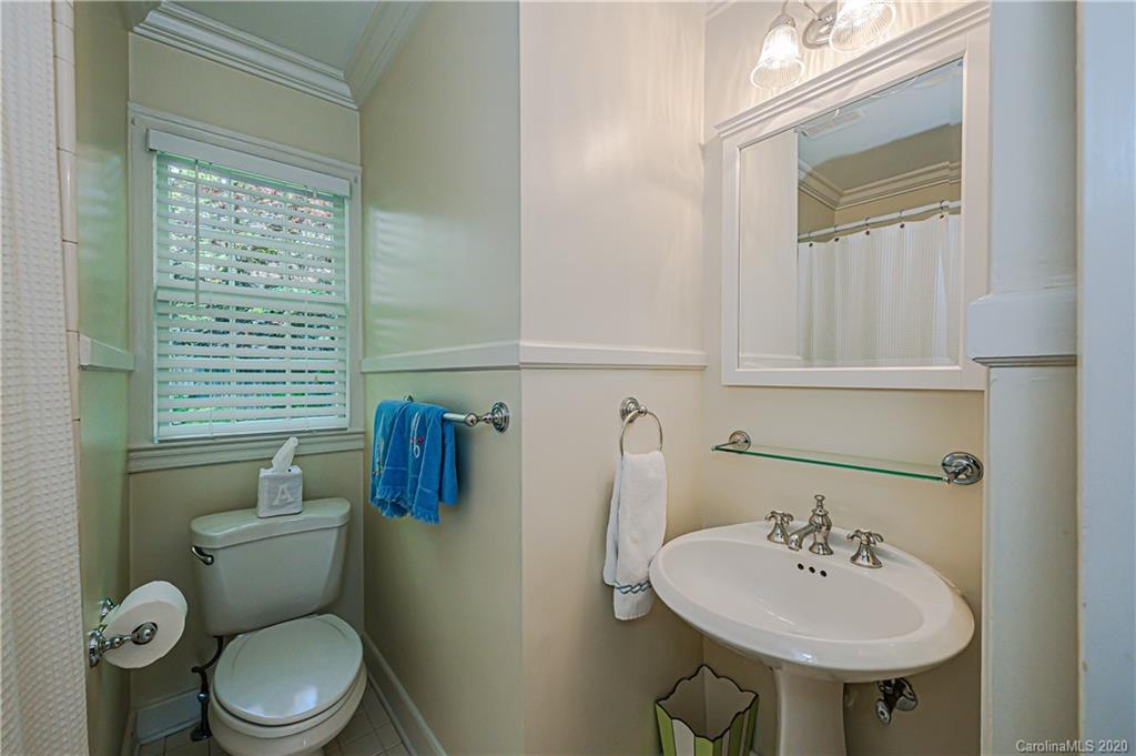 3035 Hanson Drive Charlotte NC 28207