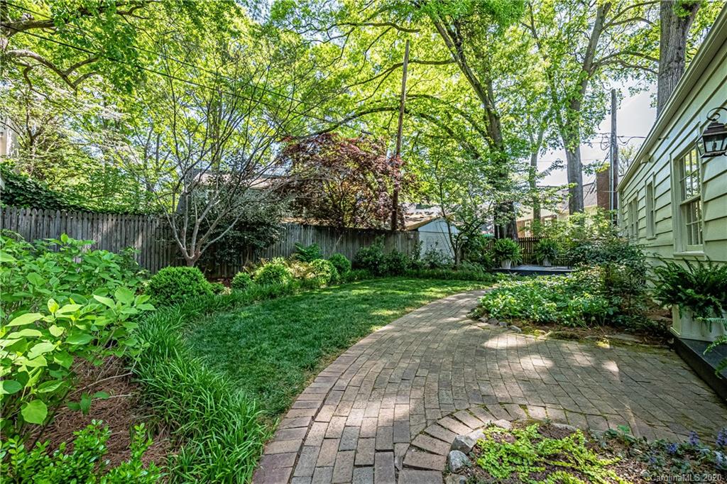 3035 Hanson Drive Charlotte NC 28207