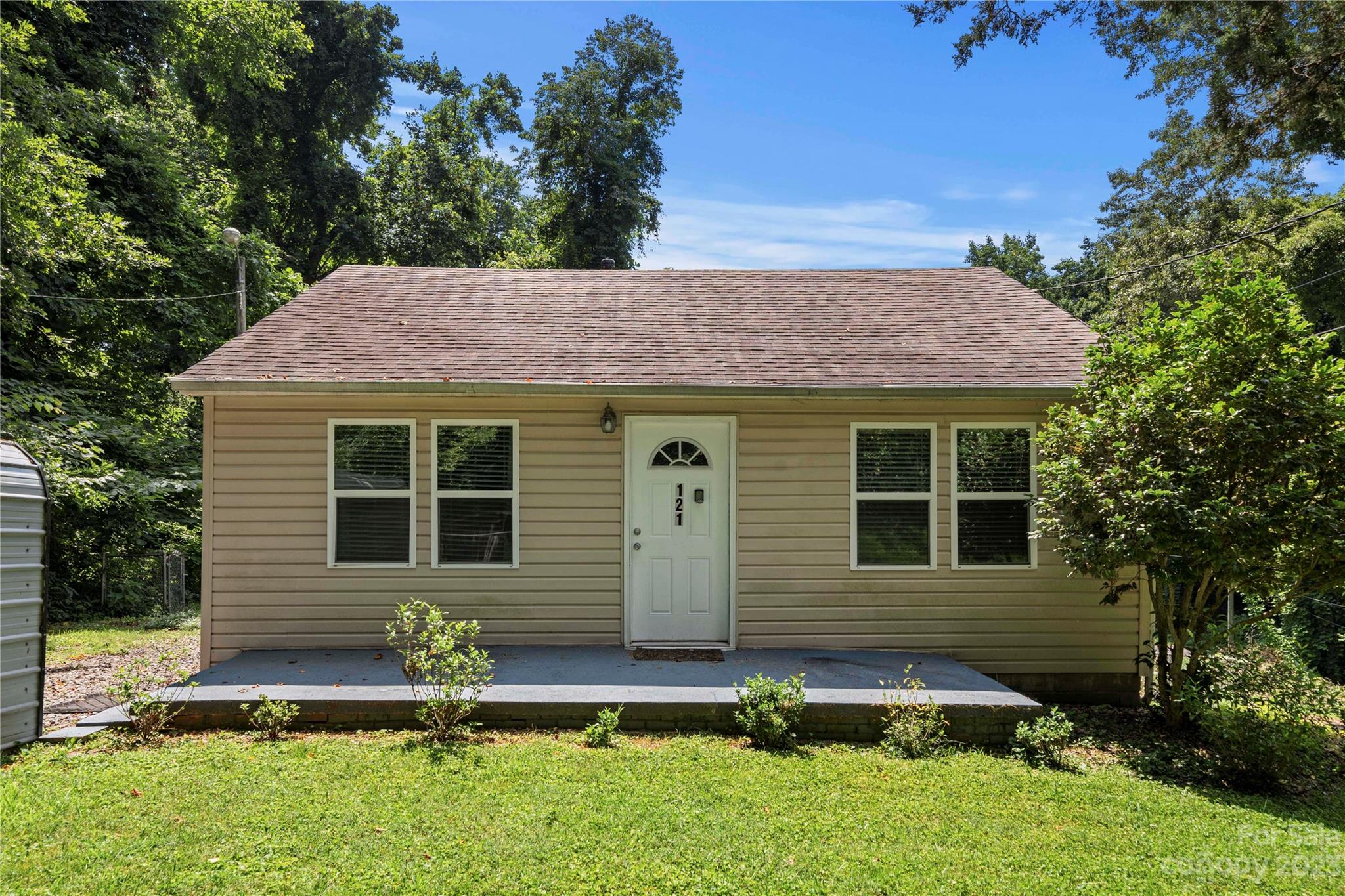 121 Fairway Lane Gastonia NC 28054