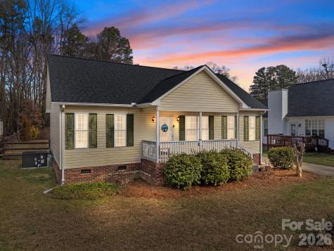 1547 Tammy Court Kannapolis NC 28083