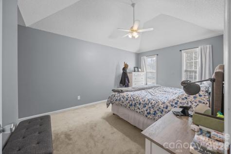 1547 Tammy Court Kannapolis NC 28083