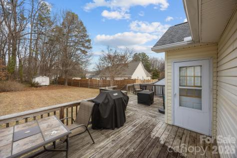 1547 Tammy Court Kannapolis NC 28083