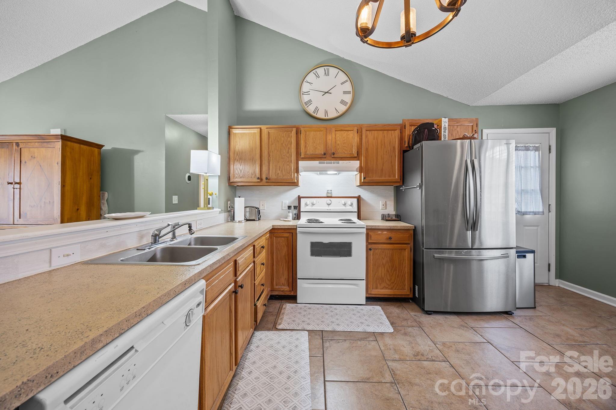 1547 Tammy Court Kannapolis NC 28083