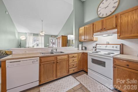 1547 Tammy Court Kannapolis NC 28083