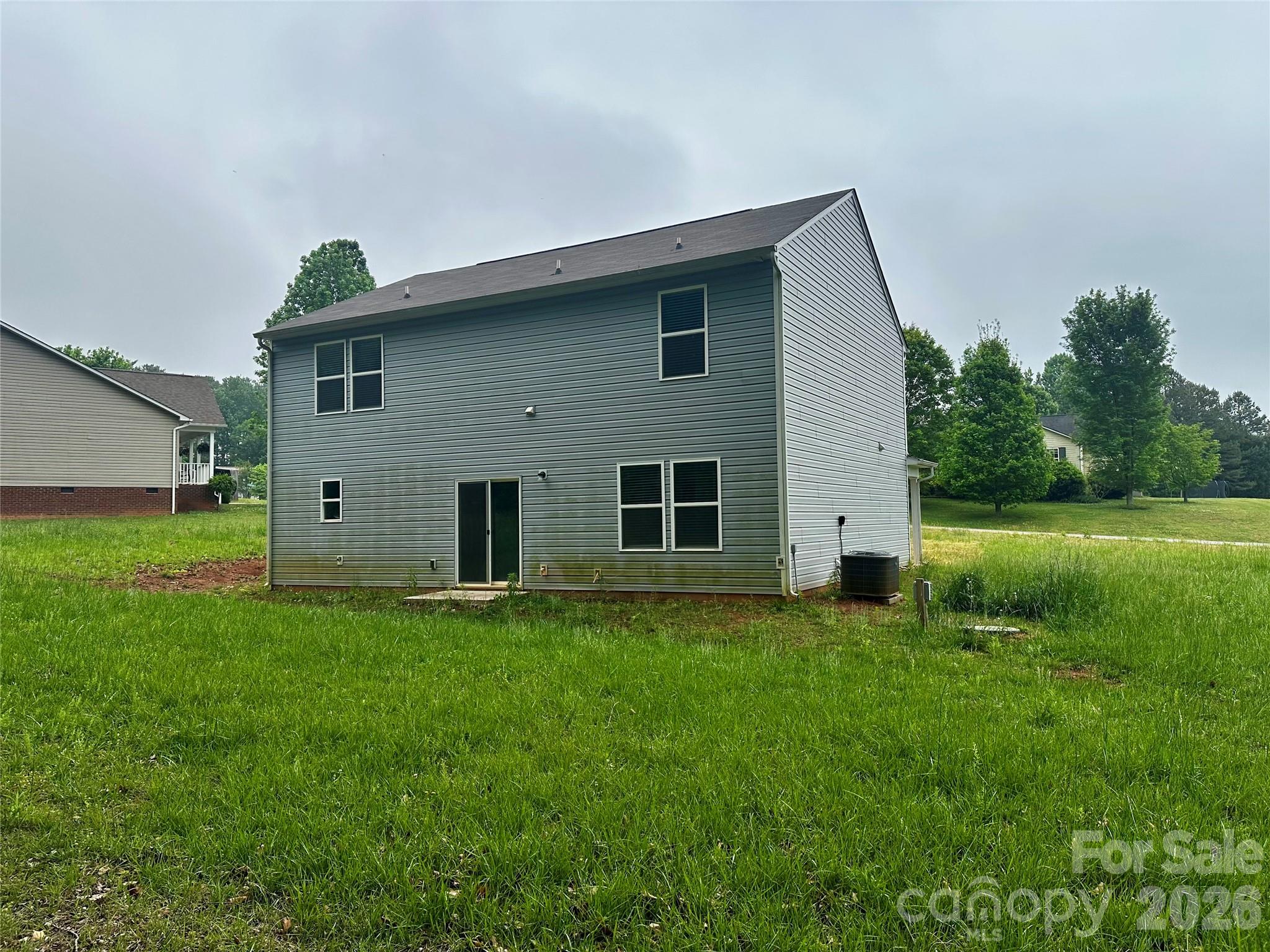 1050 Glenbriar Court Woodleaf NC 27054