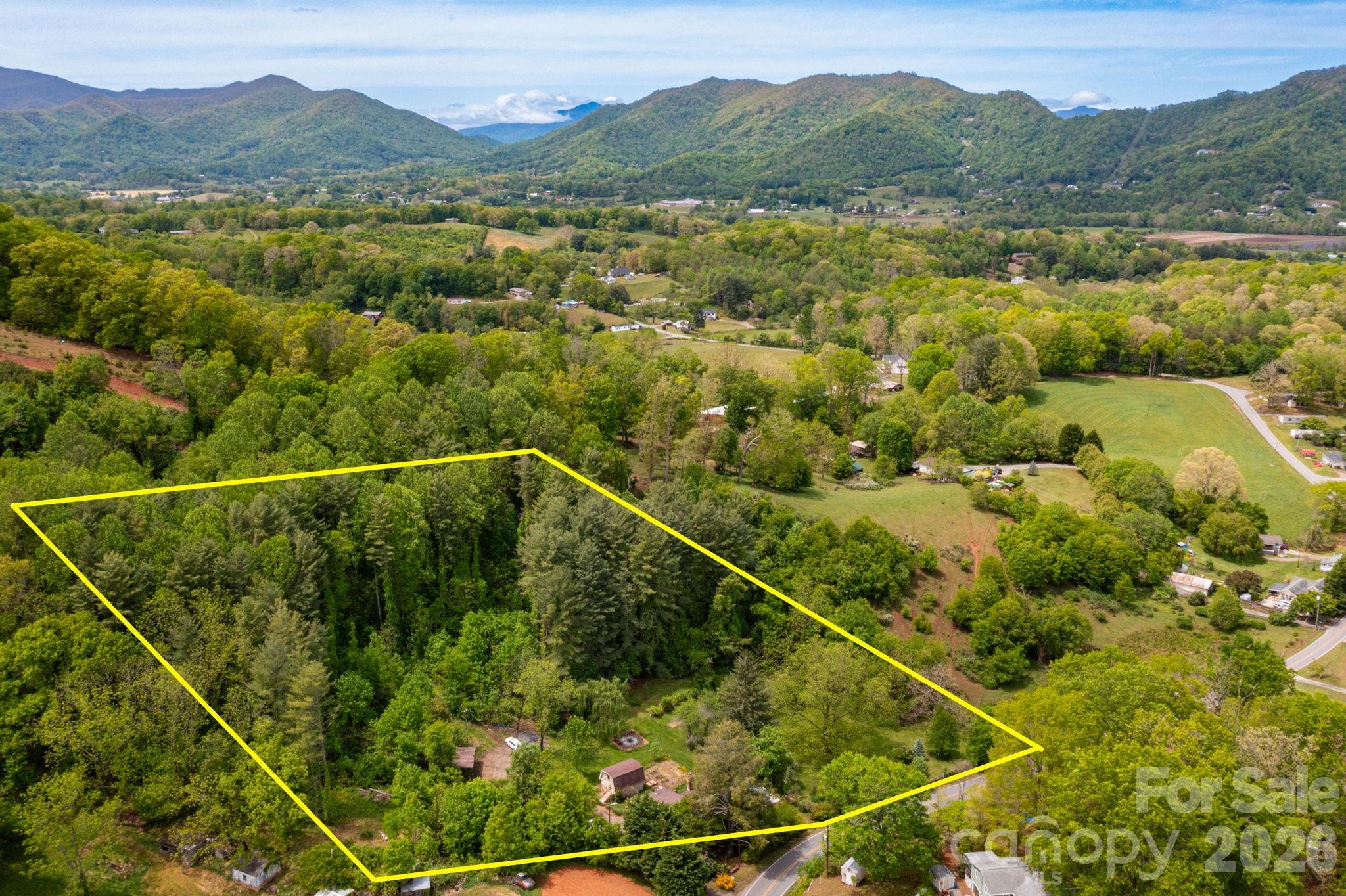 1492 Murray Road Canton NC 28716