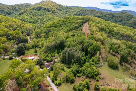 1492 Murray Road Canton NC 28716