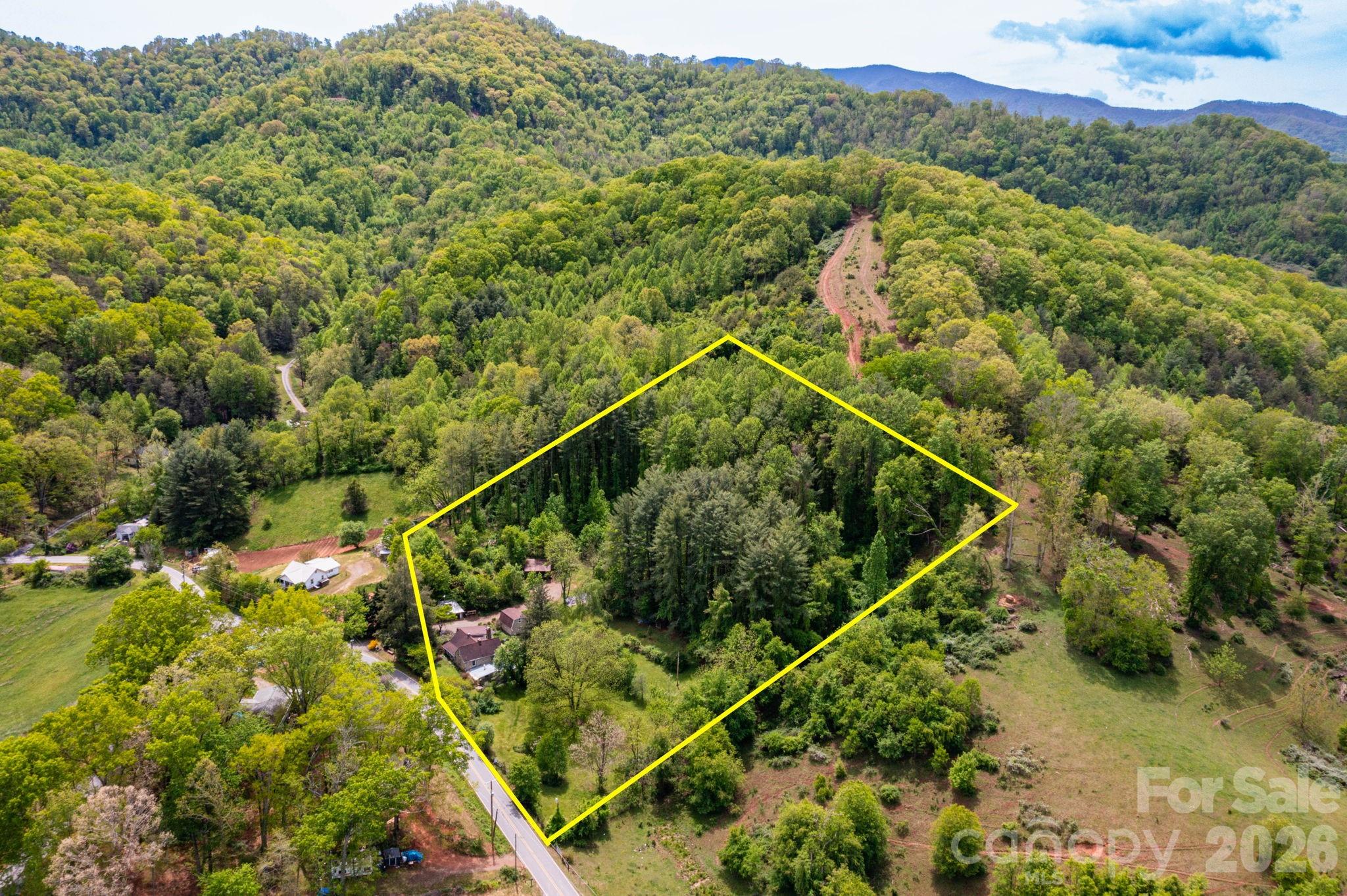 1492 Murray Road Canton NC 28716