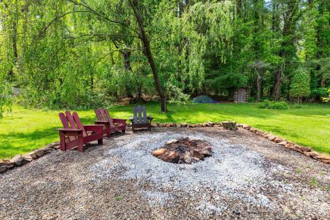 1492 Murray Road Canton NC 28716