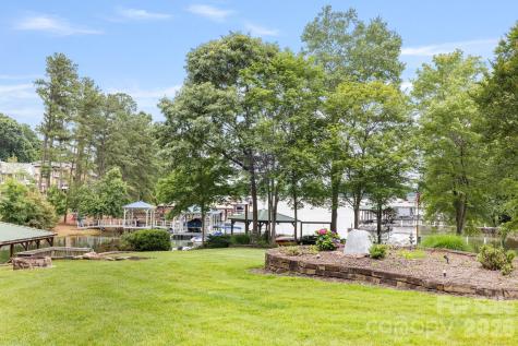 9372 Island Point Road Sherrills Ford NC 28673