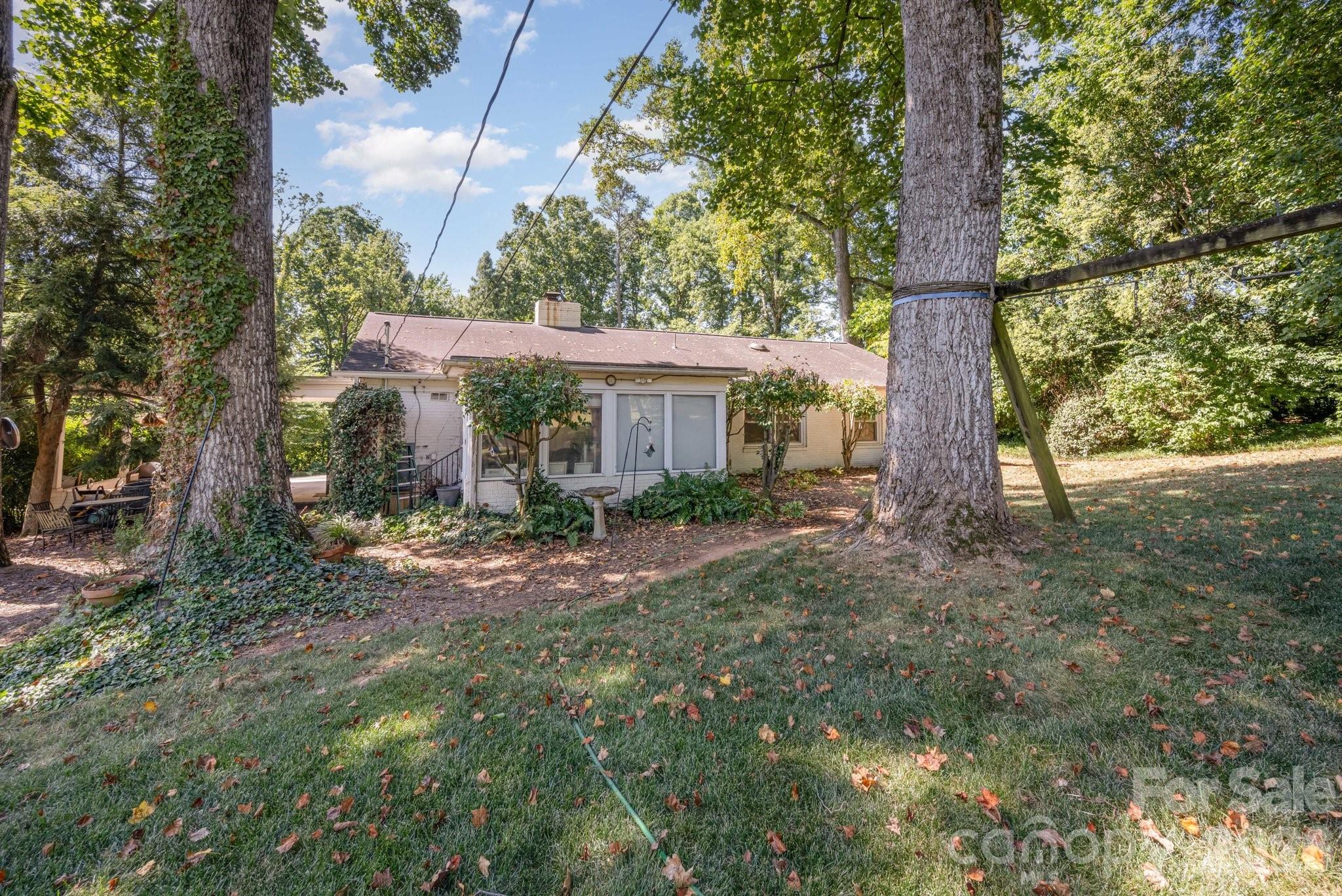 3125 Loma Lane Charlotte NC 28205