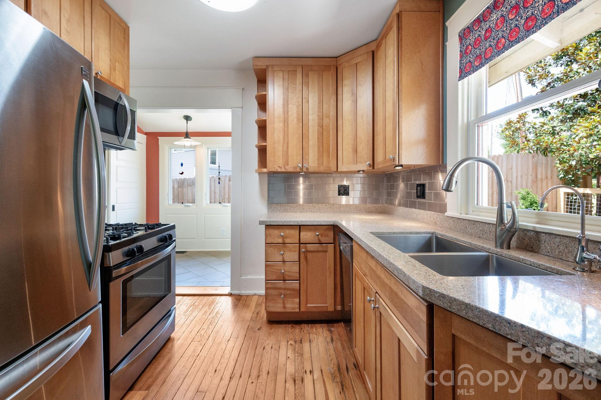 30 Monroe Place Asheville NC 28801