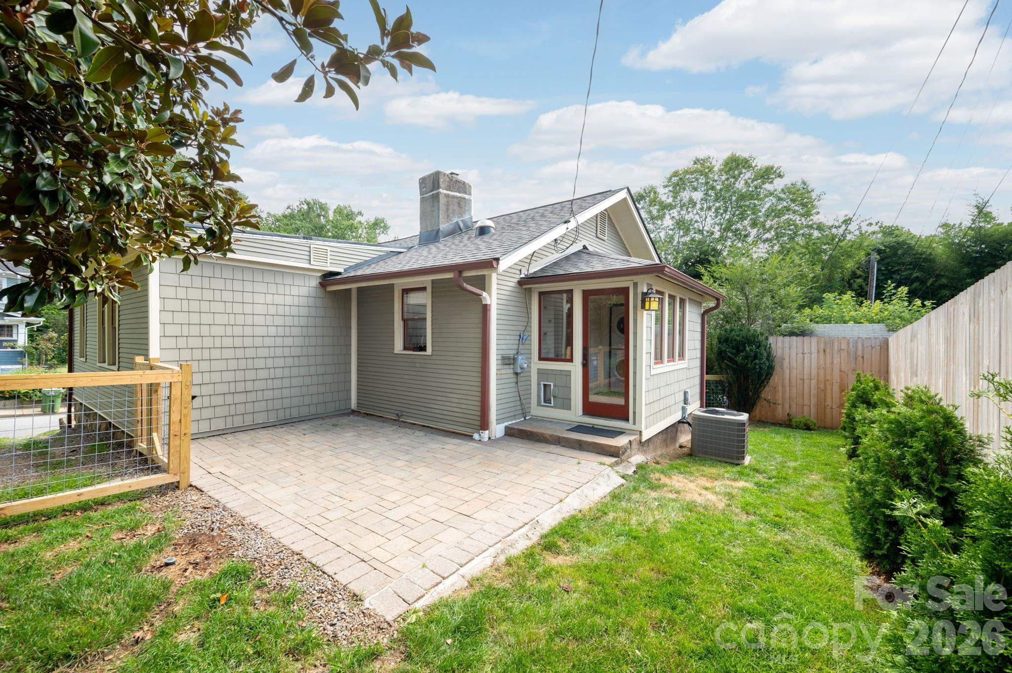 30 Monroe Place Asheville NC 28801