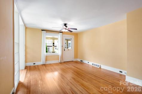 30 Monroe Place Asheville NC 28801