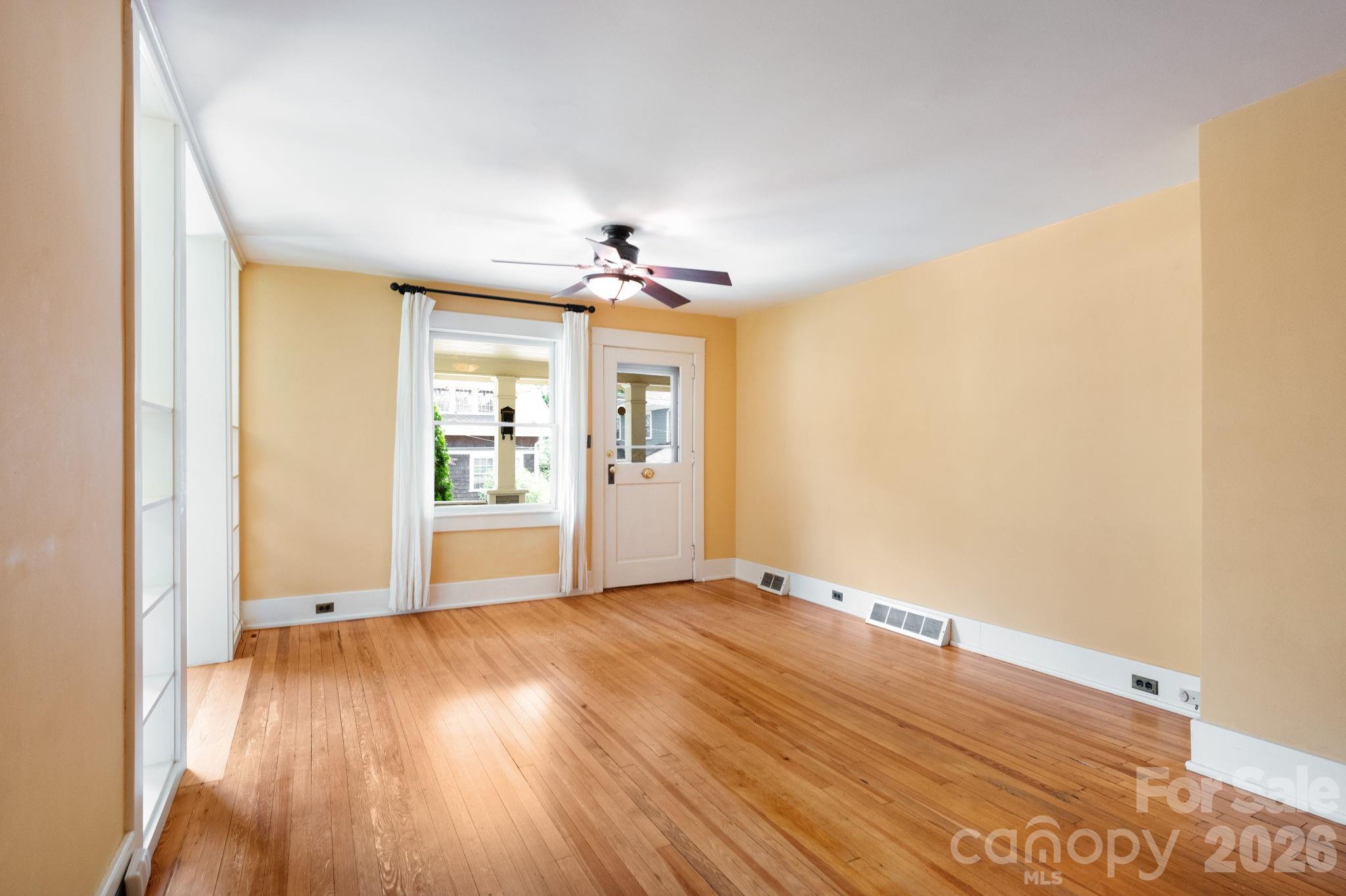 30 Monroe Place Asheville NC 28801