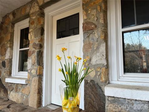 86 R And R Hyder Lane Hendersonville NC 28792