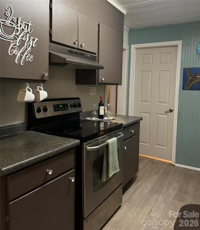 86 R And R Hyder Lane Hendersonville NC 28792