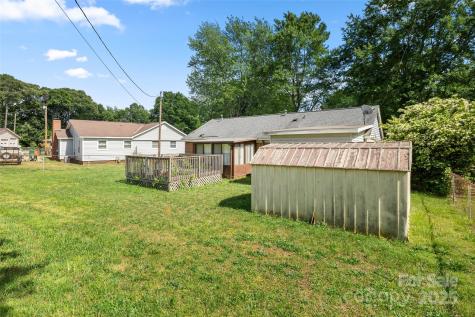 728 Dedmon Drive Charlotte NC 28216