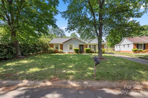 728 Dedmon Drive Charlotte NC 28216