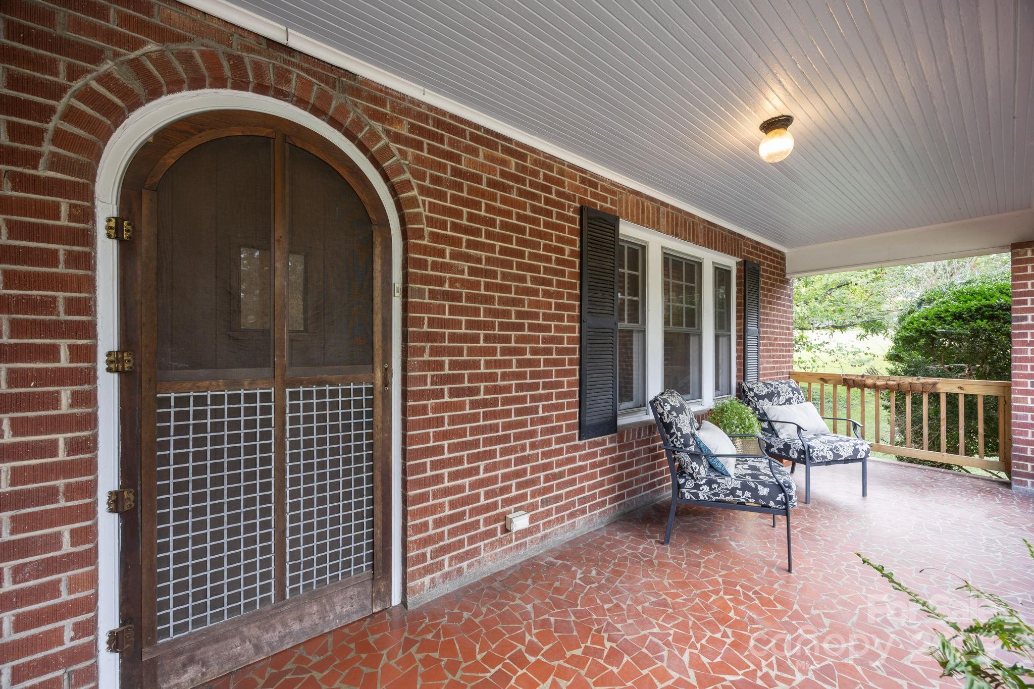 495 Fairview Road Asheville NC 28803