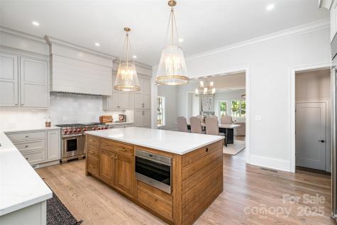 4004 Nettie Court Charlotte NC 28211