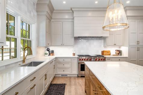 4004 Nettie Court Charlotte NC 28211