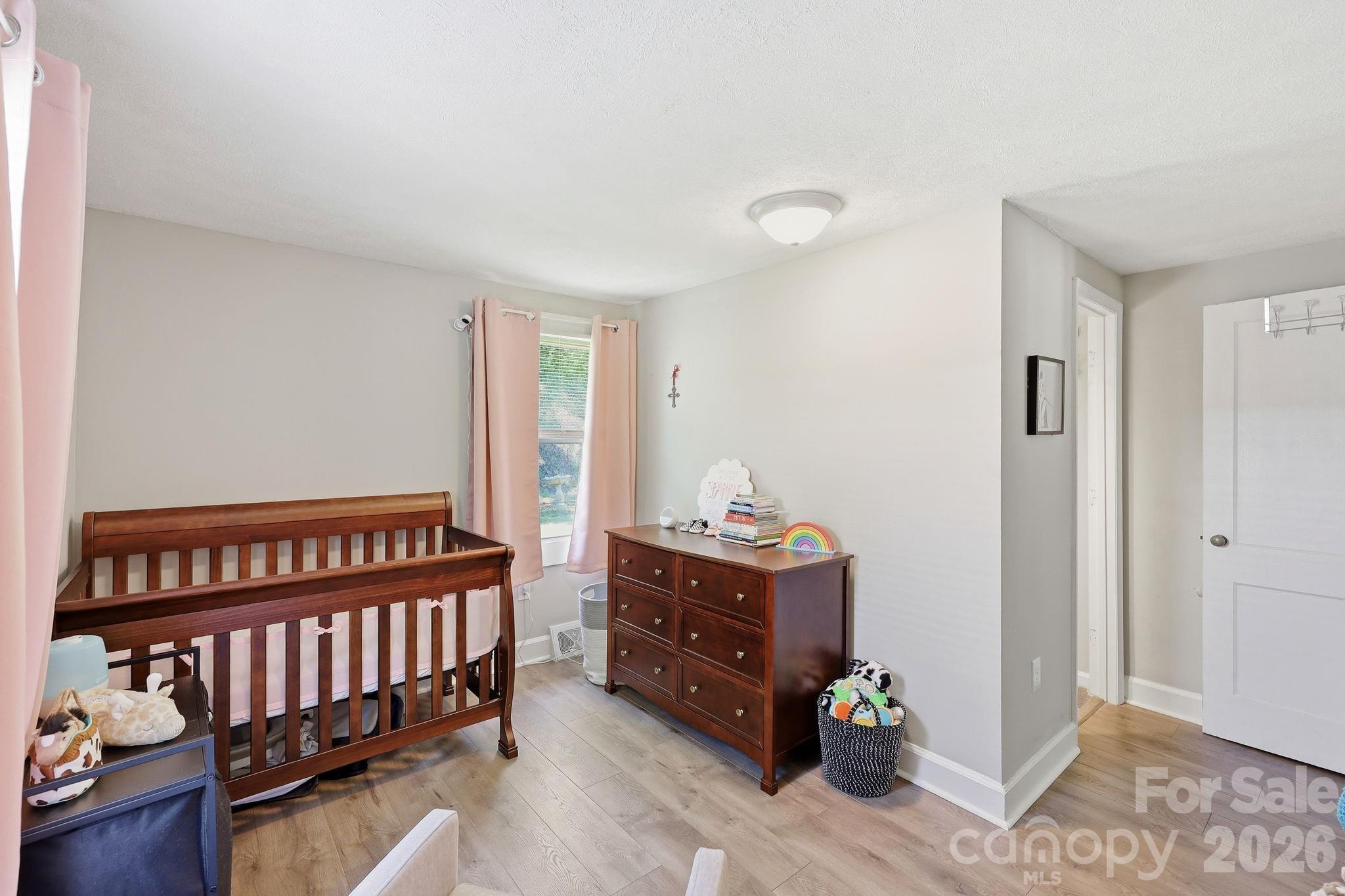 197 Mulberry Street Clyde NC 28721