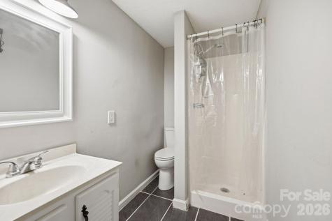 197 Mulberry Street Clyde NC 28721