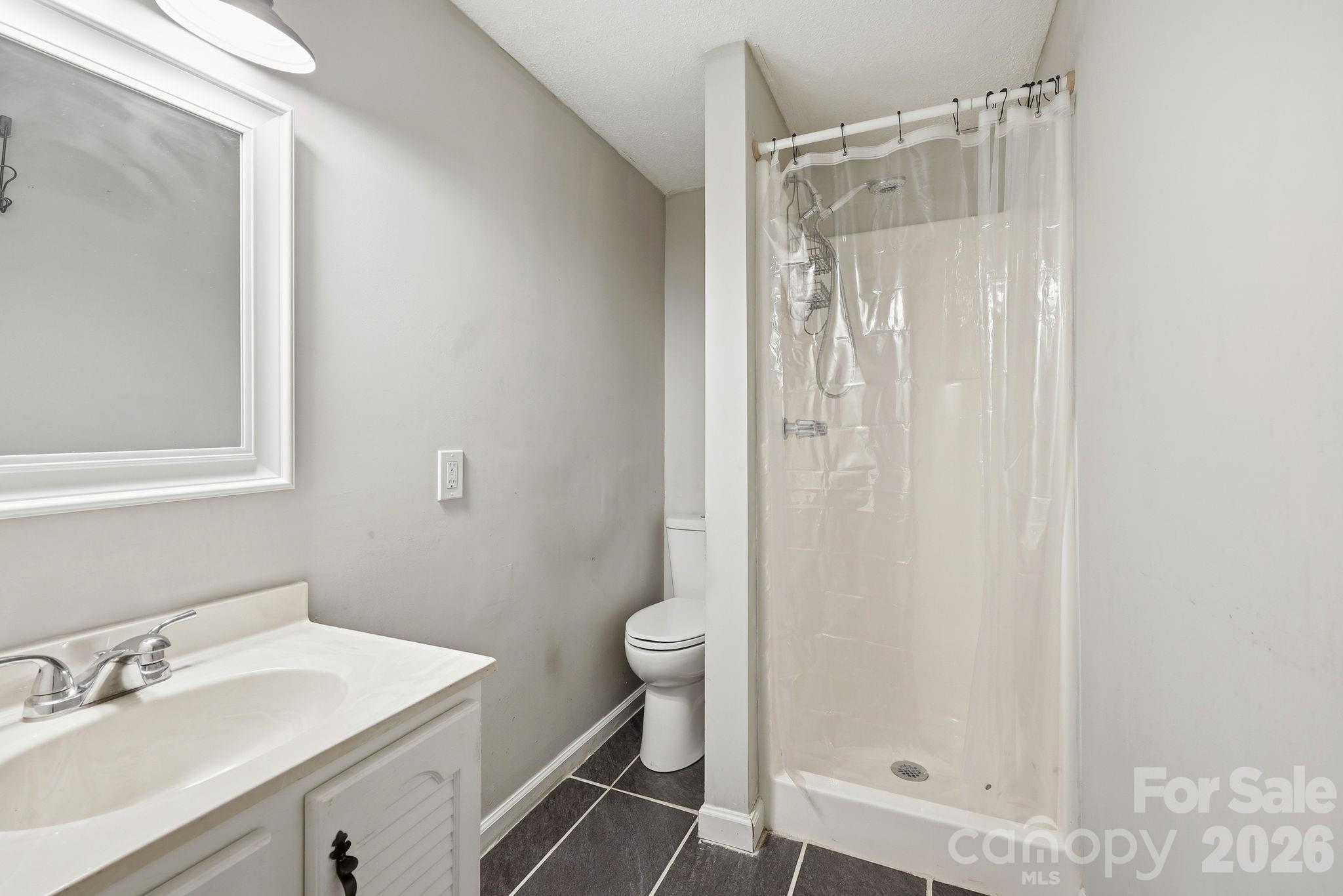 197 Mulberry Street Clyde NC 28721
