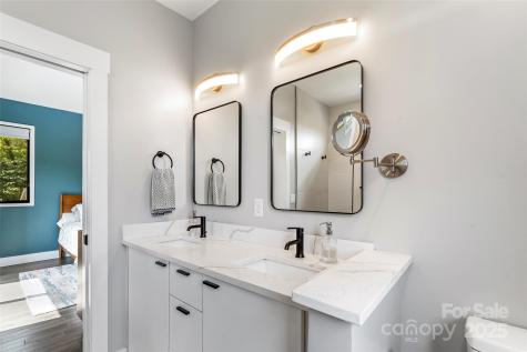 120 Joyner Avenue Asheville NC 28806