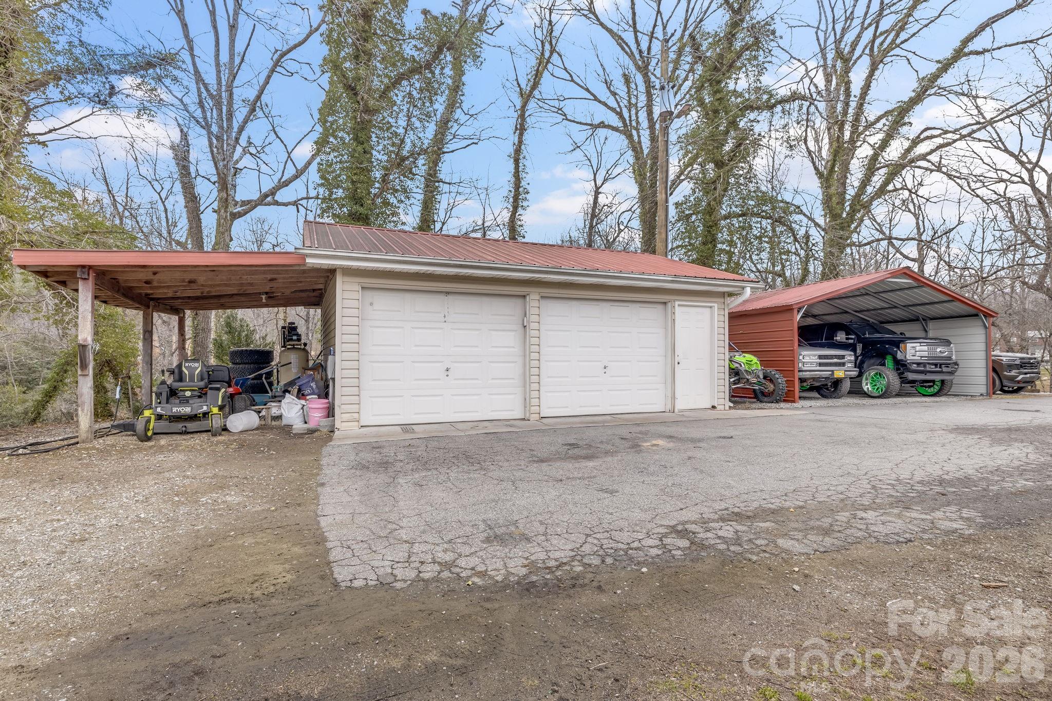 52 Baby Jane Lane Hendersonville NC 28792