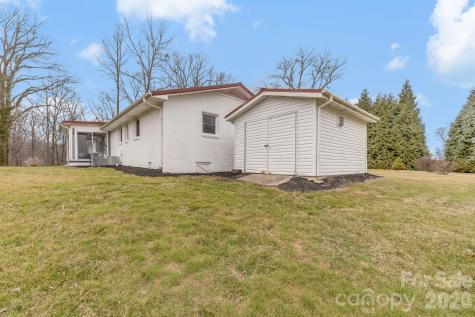 52 Baby Jane Lane Hendersonville NC 28792