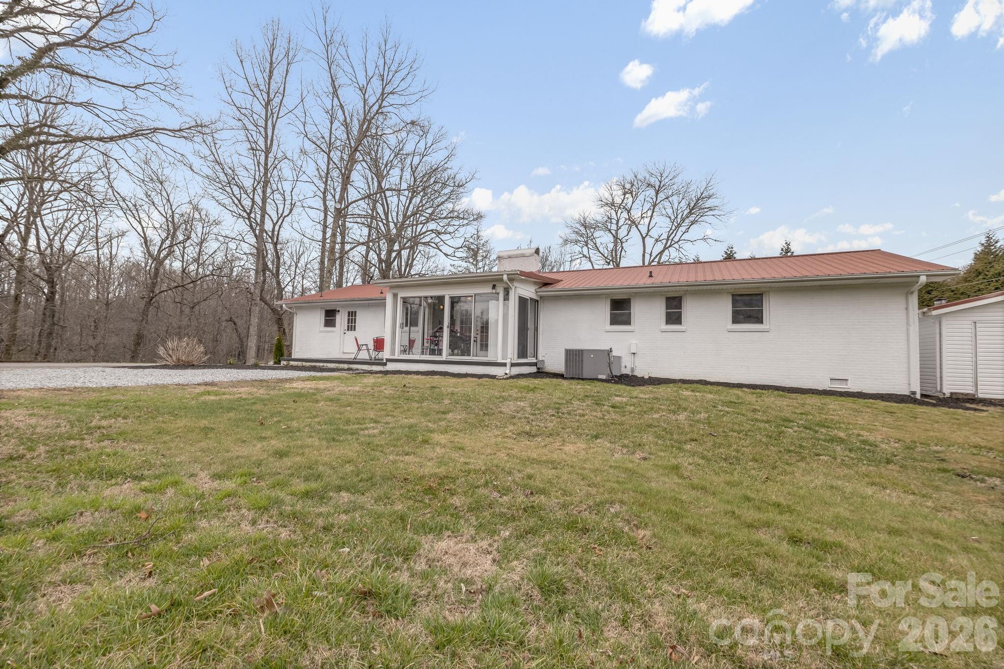 52 Baby Jane Lane Hendersonville NC 28792
