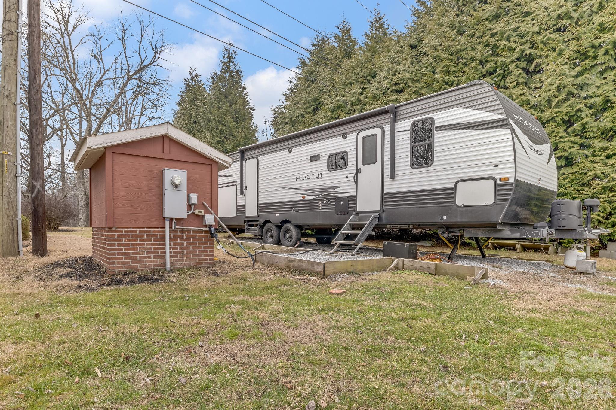 52 Baby Jane Lane Hendersonville NC 28792
