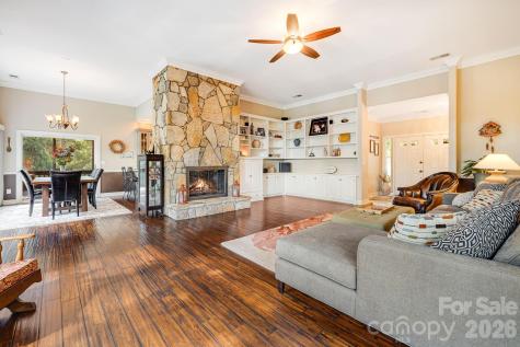 91 Island View Court Mill Spring NC 28756