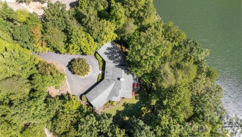 91 Island View Court Mill Spring NC 28756