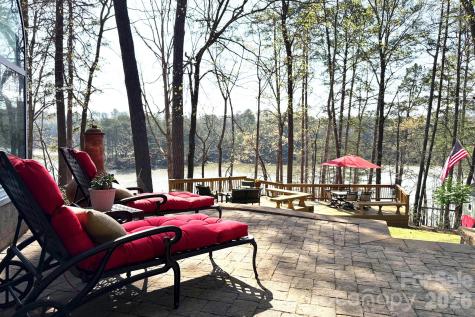 91 Island View Court Mill Spring NC 28756