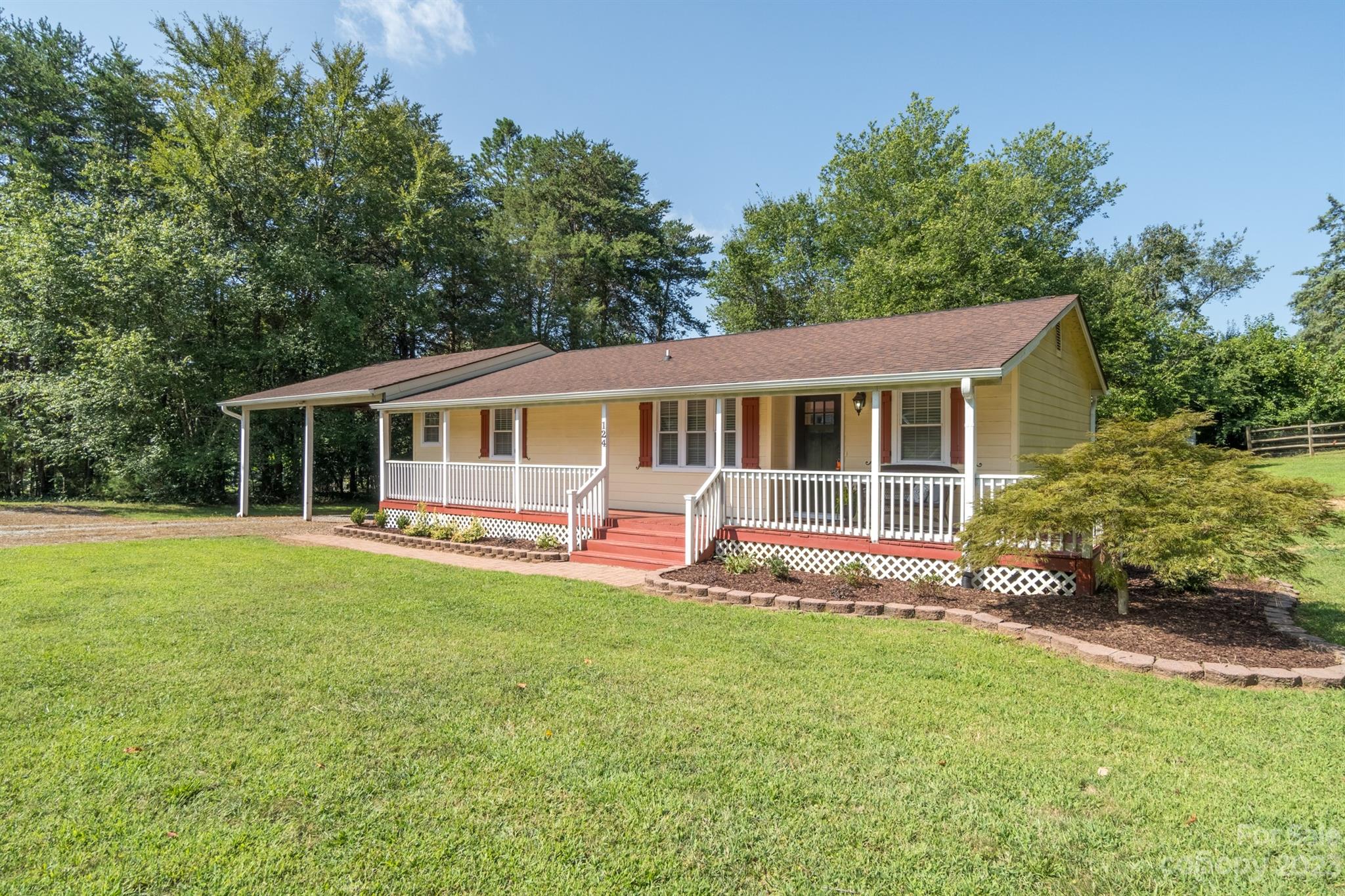 124 Driftwood Drive Mooresville NC 28117