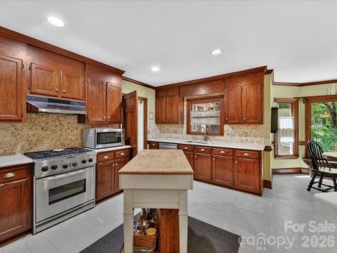 1531 Hansom Lane NW Concord NC 28027