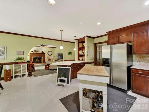 1531 Hansom Lane NW Concord NC 28027
