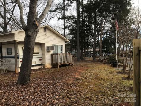135/137 Indian Harbor Trail Mount Gilead NC 27306