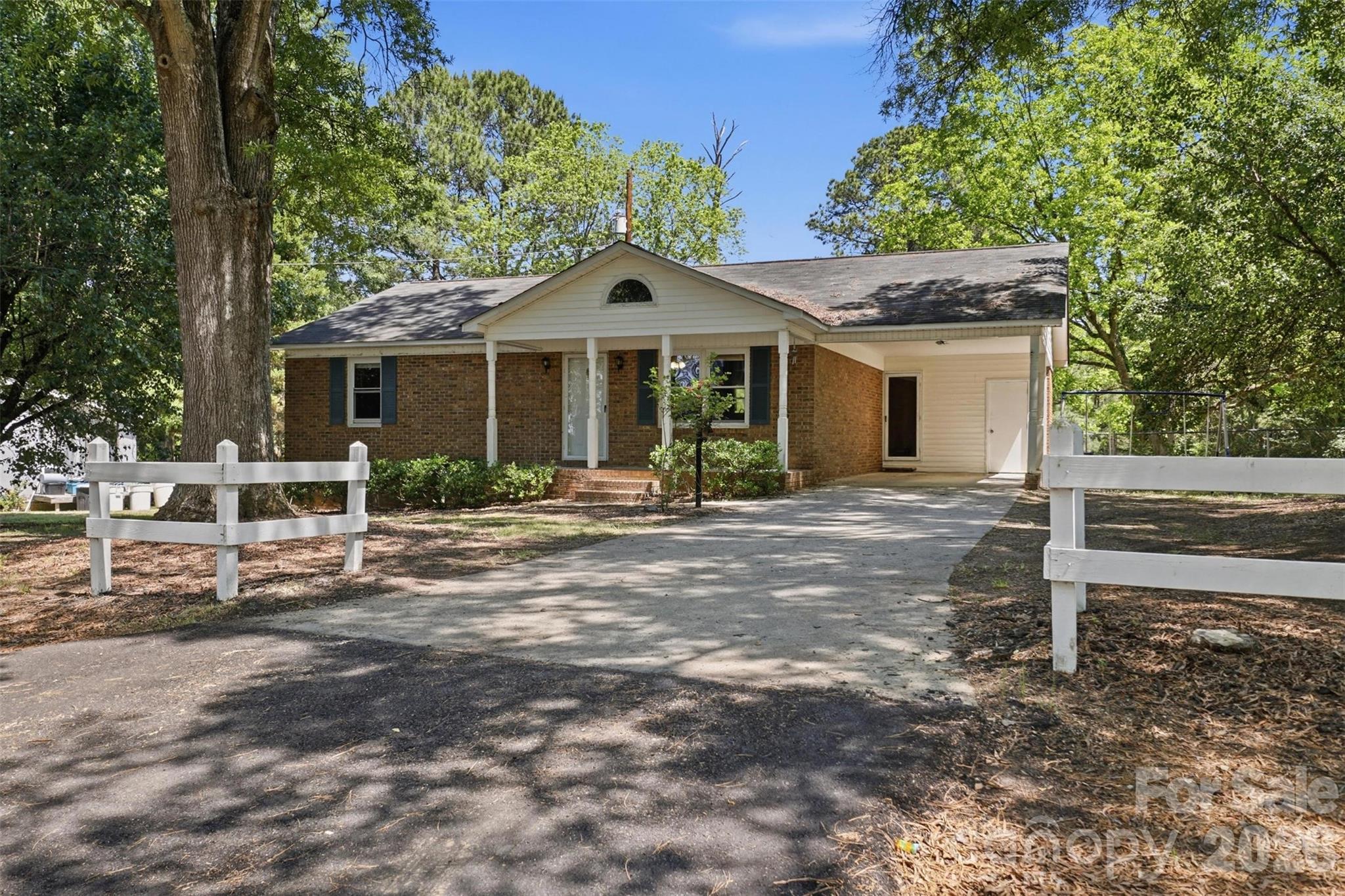 2068 Knight Road Lancaster SC 29720