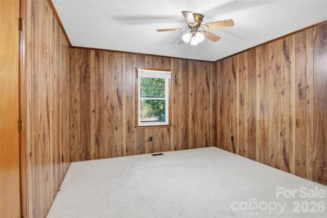 2068 Knight Road Lancaster SC 29720