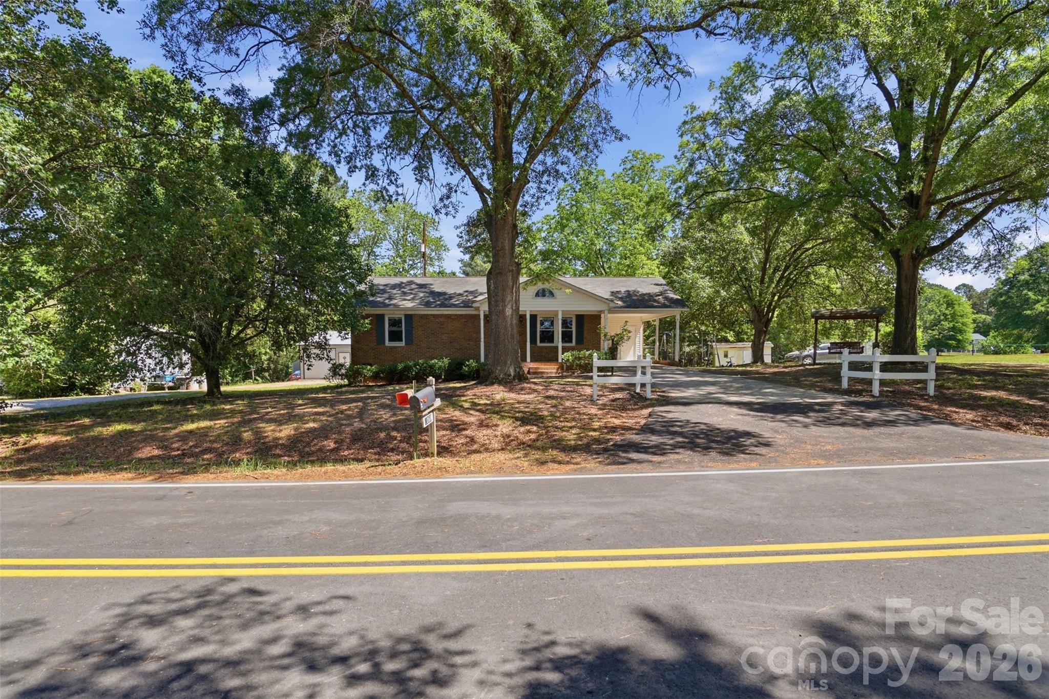 2068 Knight Road Lancaster SC 29720