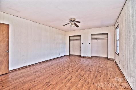 936 23rd Avenue NE Hickory NC 28601