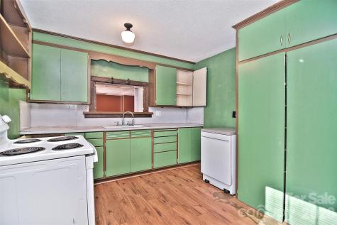 936 23rd Avenue NE Hickory NC 28601