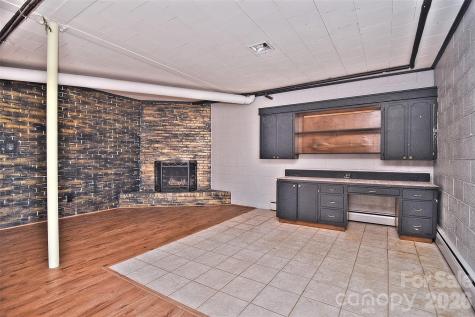 936 23rd Avenue NE Hickory NC 28601