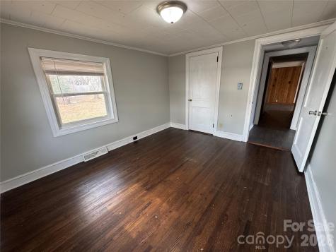 545 Collins Street Kannapolis NC 28083