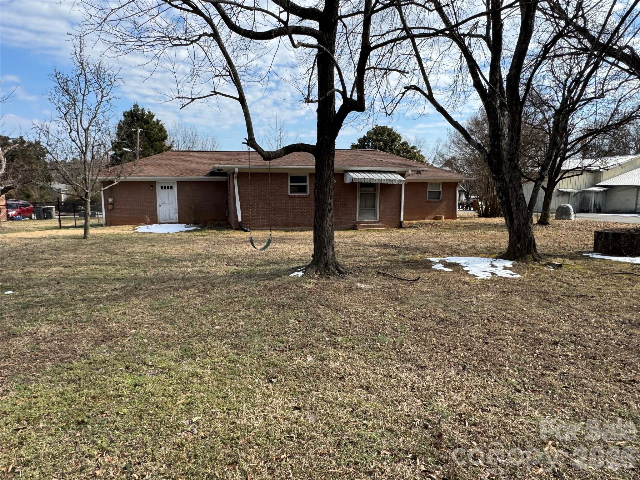 545 Collins Street Kannapolis NC 28083