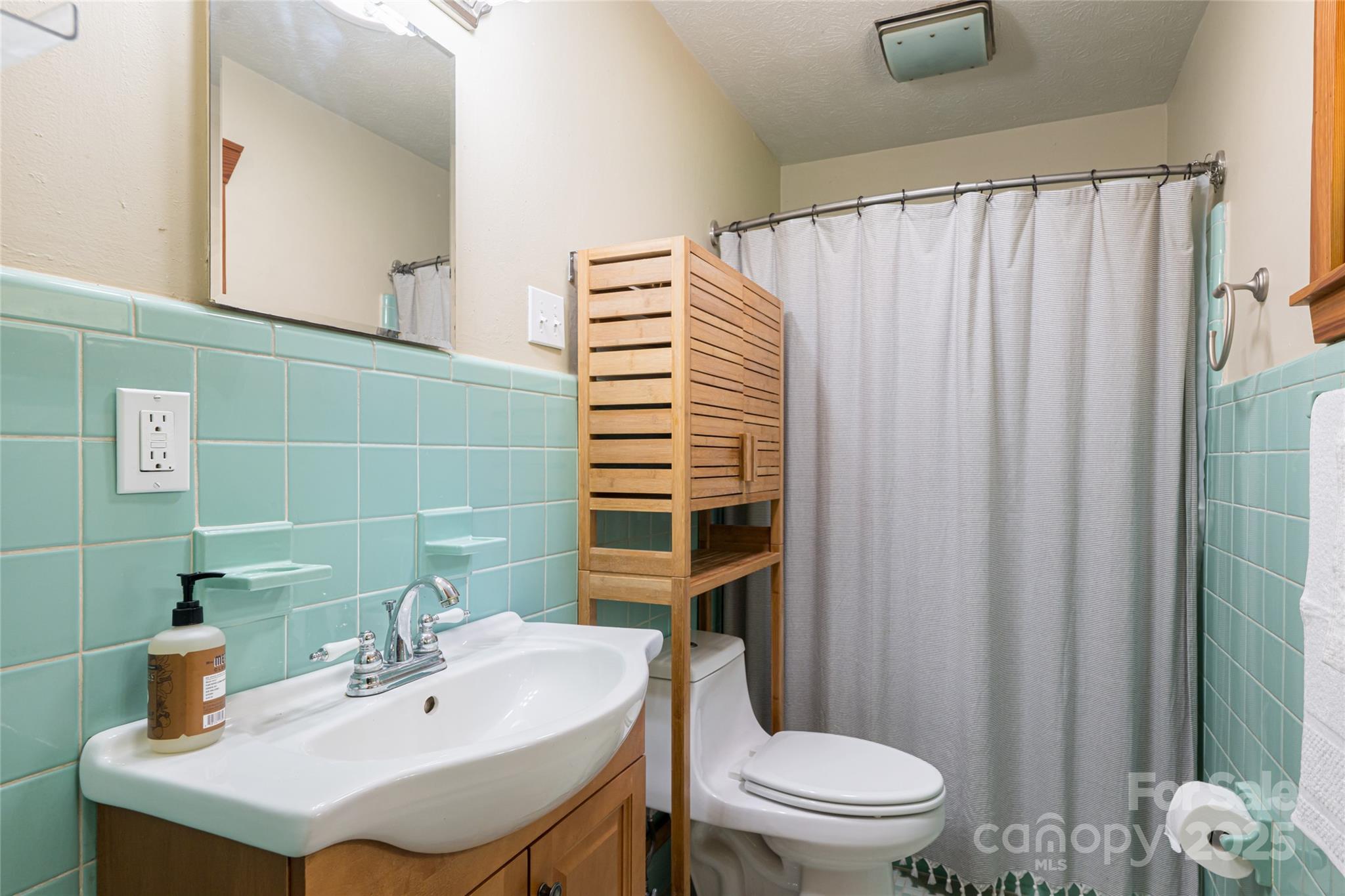 40 Governors View Road Asheville NC 28805